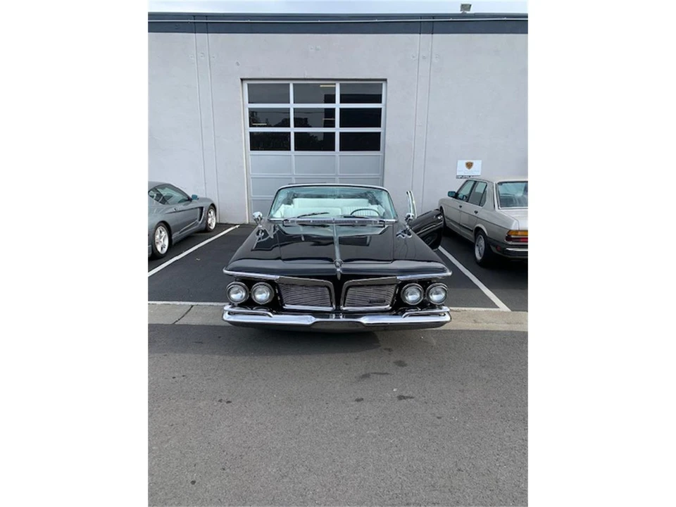 1962 Chrysler Imperial 2nd Gen - Image 2 of 17