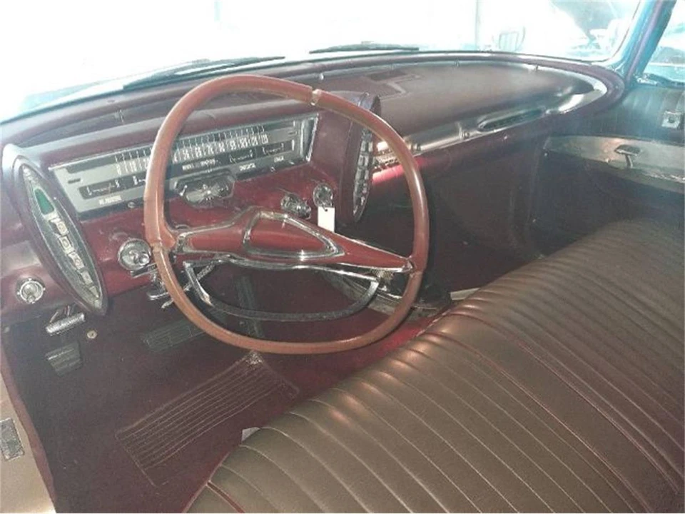 1962 Chrysler Imperial 2nd Gen - Image 4 of 7