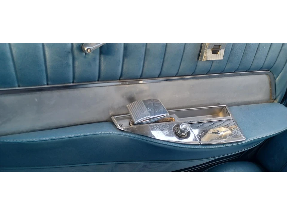 1962 Chrysler Imperial 2nd Gen - Image 19 of 31