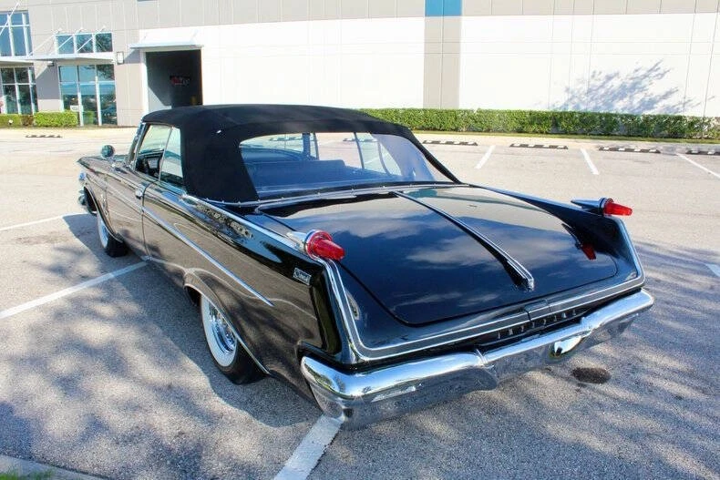 1962 Chrysler Imperial 2nd Gen - Image 30 of 31