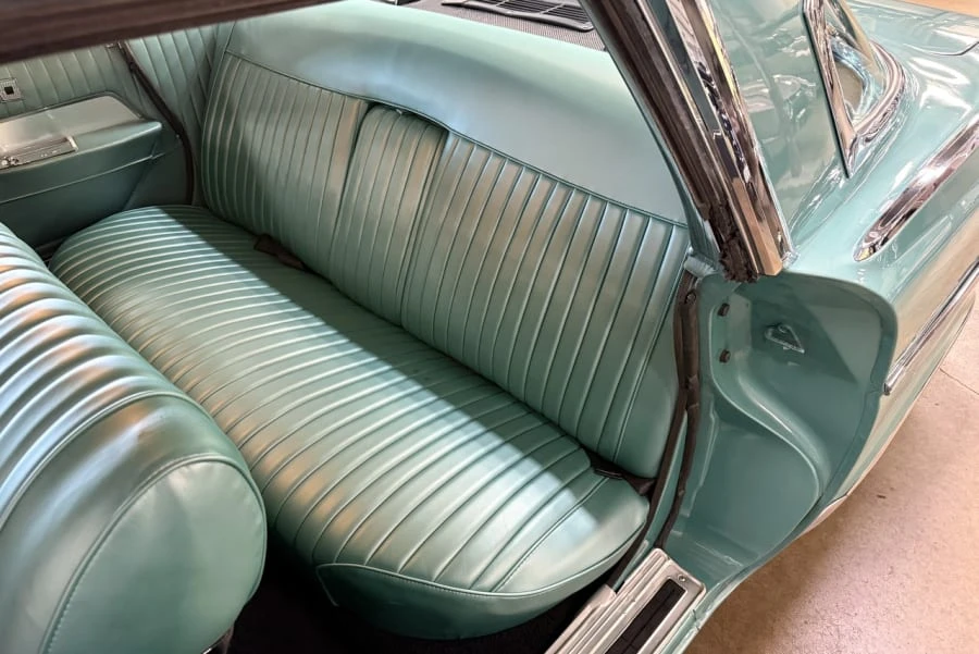 1962 Chrysler Imperial 2nd Gen - Image 6 of 8