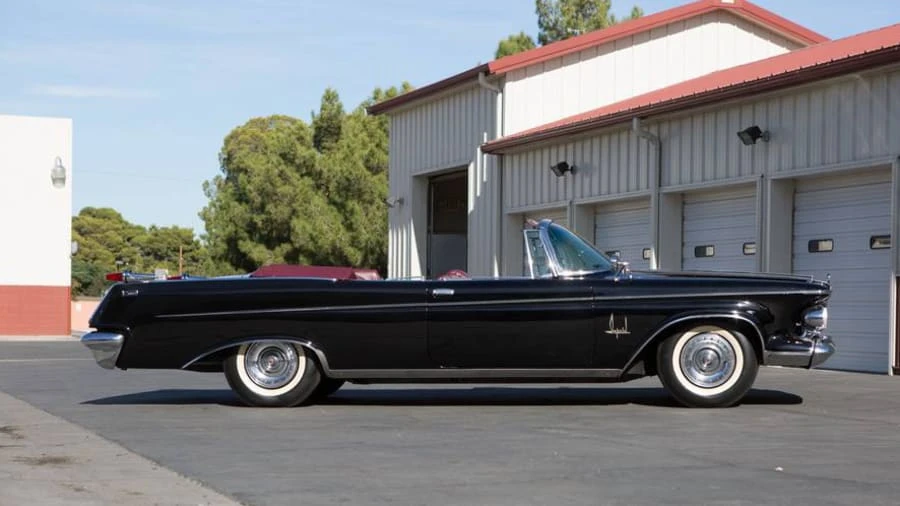 1962 Chrysler Imperial 2nd Gen - Image 2 of 11