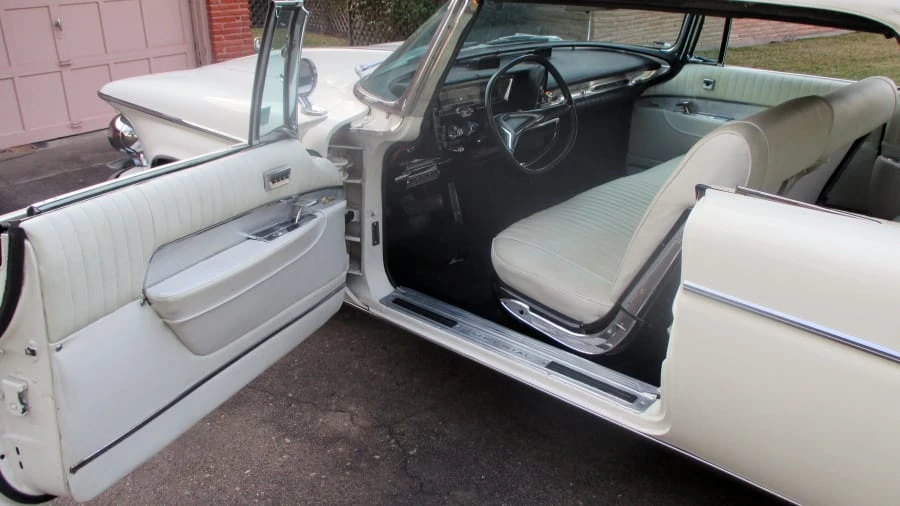 1962 Chrysler Imperial 2nd Gen - Image 4 of 12
