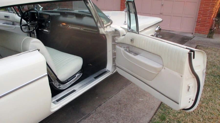 1962 Chrysler Imperial 2nd Gen - Image 6 of 12