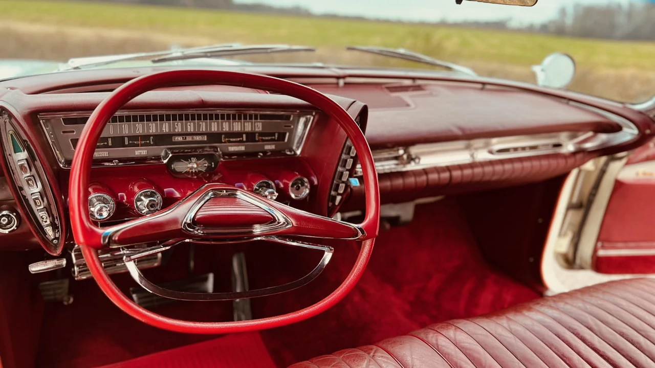 1962 Chrysler Imperial 2nd Gen - Image 5 of 15
