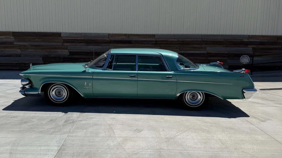 1962 Chrysler Imperial 2nd Gen - Image 2 of 16