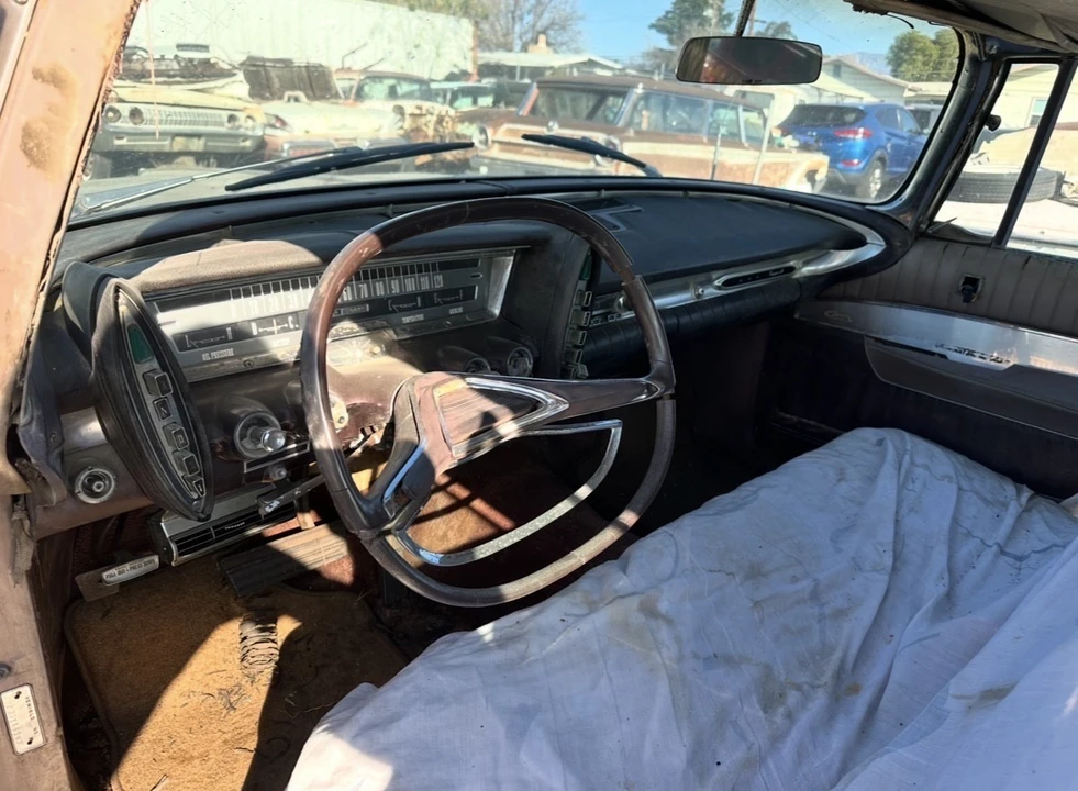 1962 Chrysler Imperial 2nd Gen - Image 8 of 13