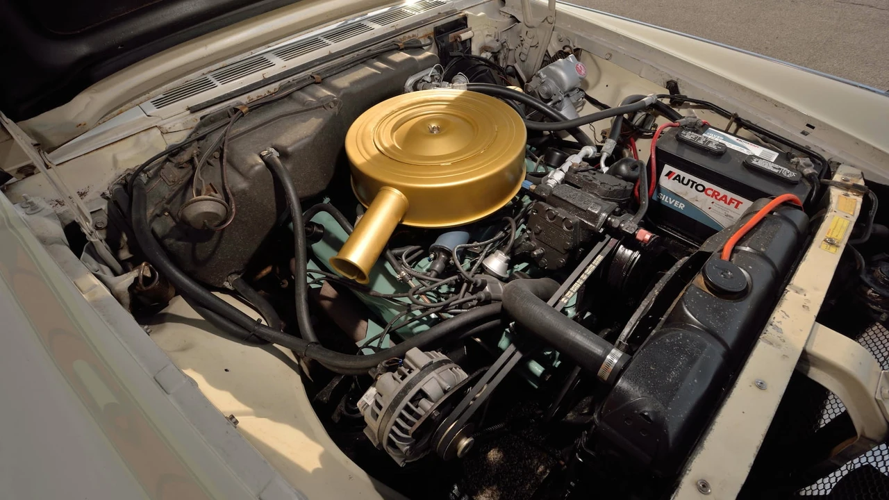 1962 Chrysler New Yorker - Image 7 of 31