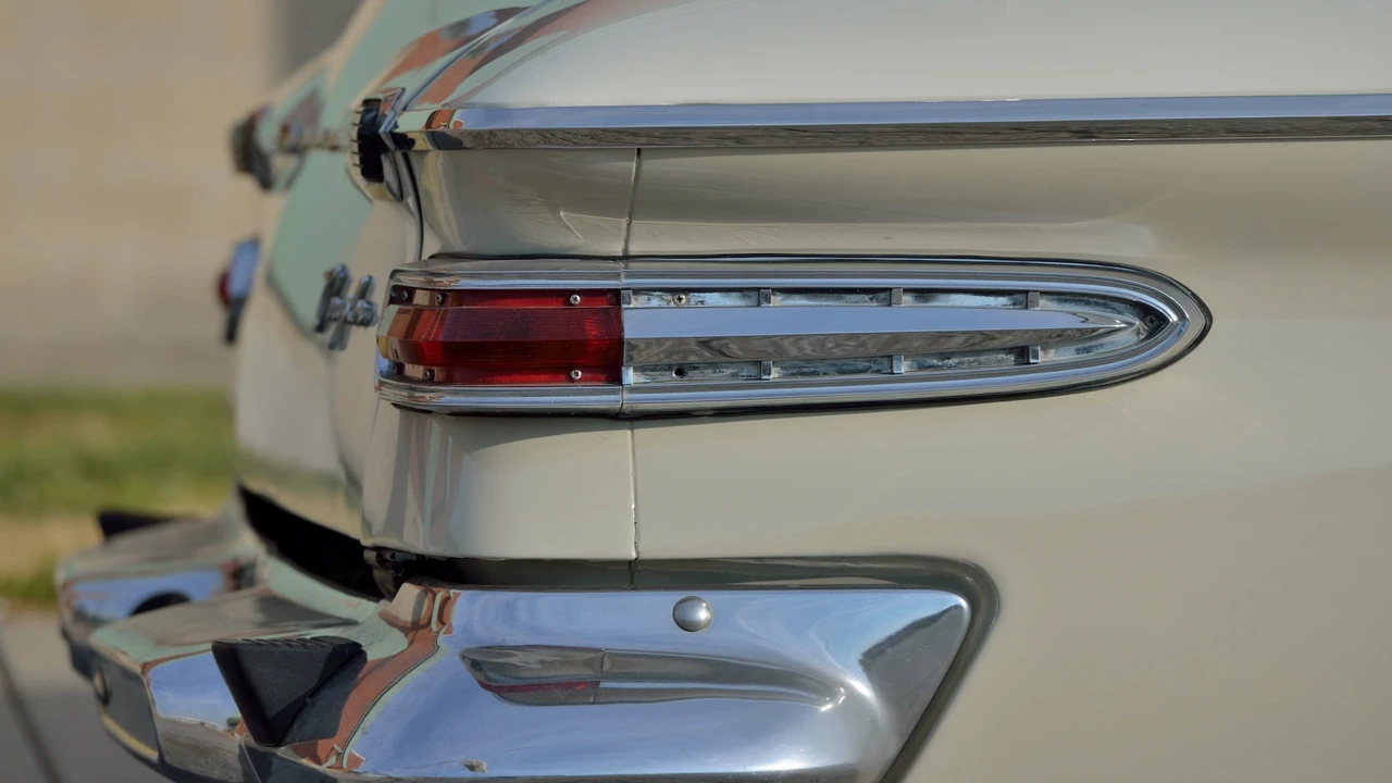 1962 Chrysler New Yorker - Image 25 of 31