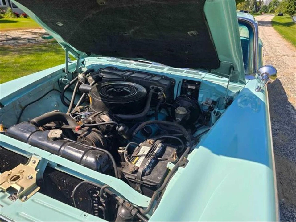 1962 Chrysler Newport - Image 8 of 16