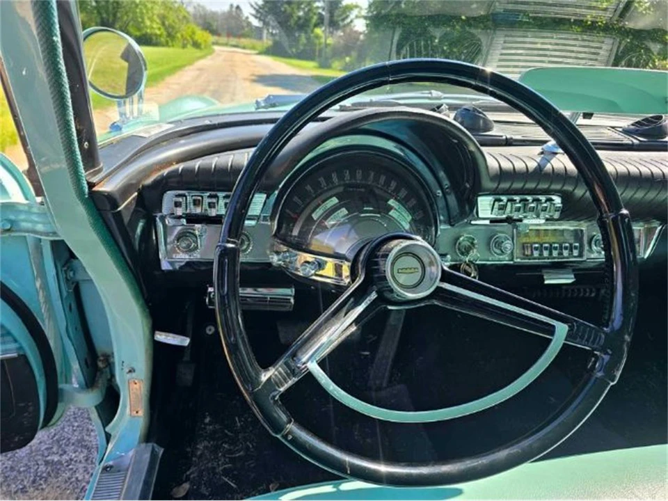 1962 Chrysler Newport - Image 7 of 16