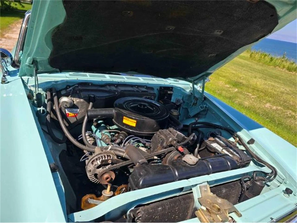 1962 Chrysler Newport - Image 10 of 16