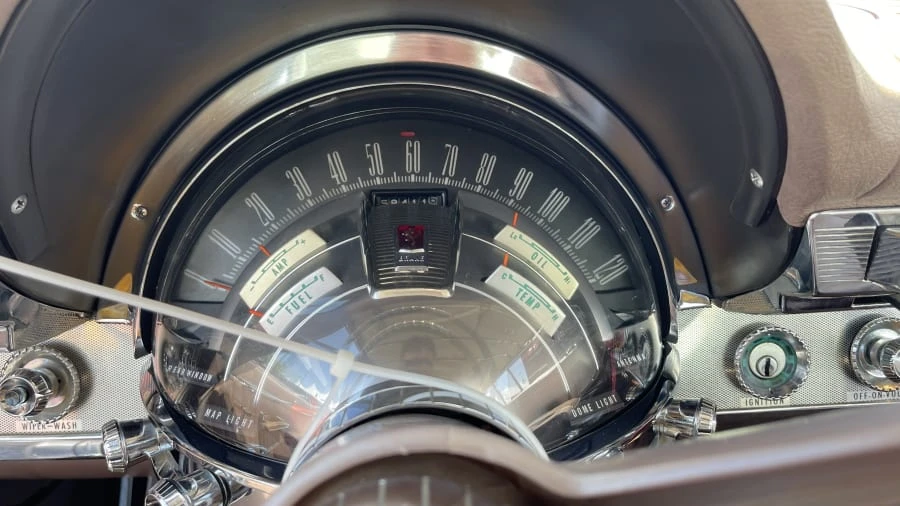 1962 Chrysler - Image 26 of 31