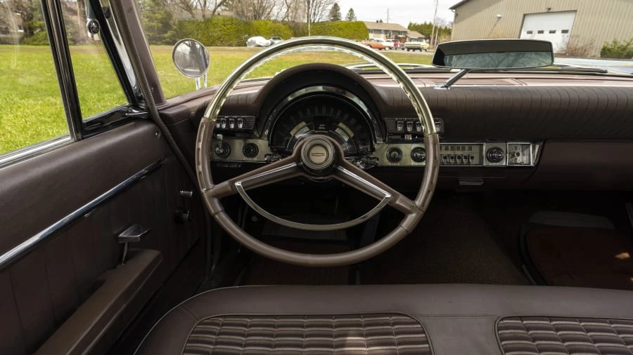 1962 Chrysler - Image 28 of 31