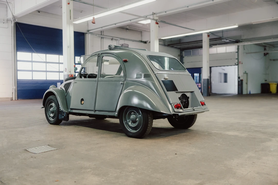 1962 Citroen 2CV Sahara - Image 7 of 31