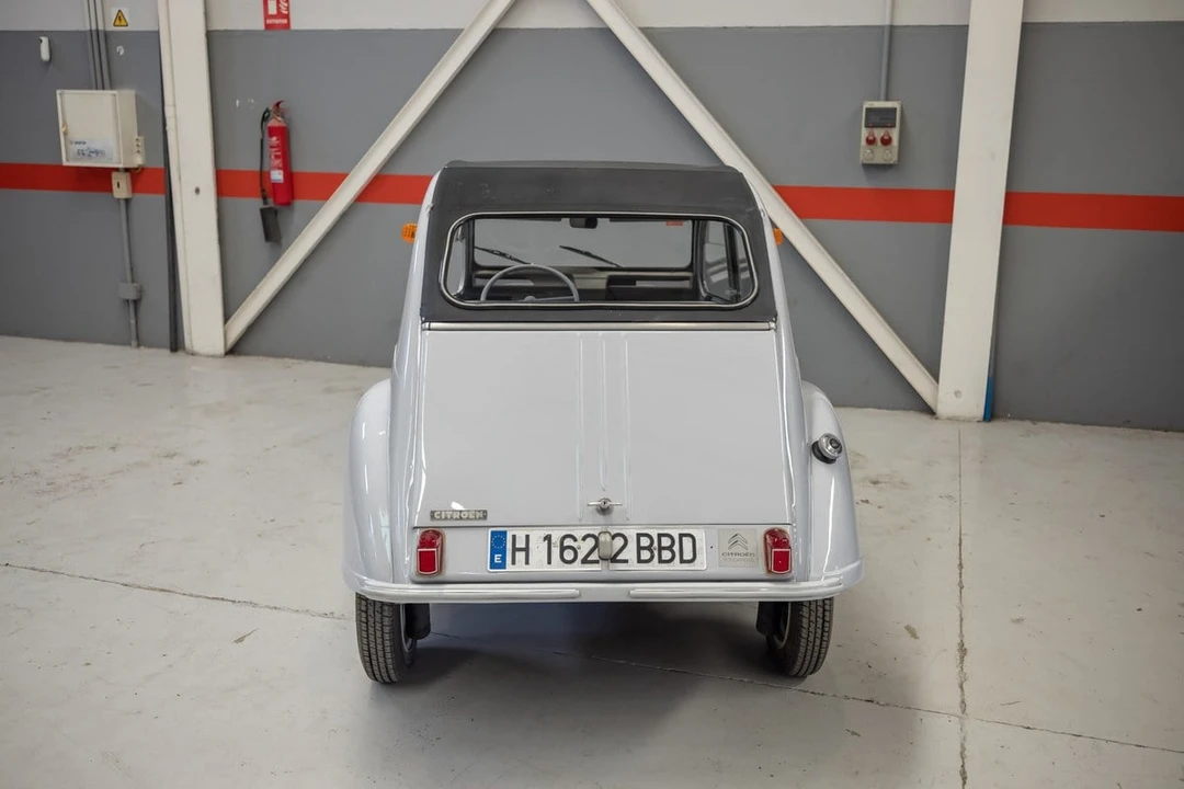 1962 Citroen 2CV - Image 15 of 30