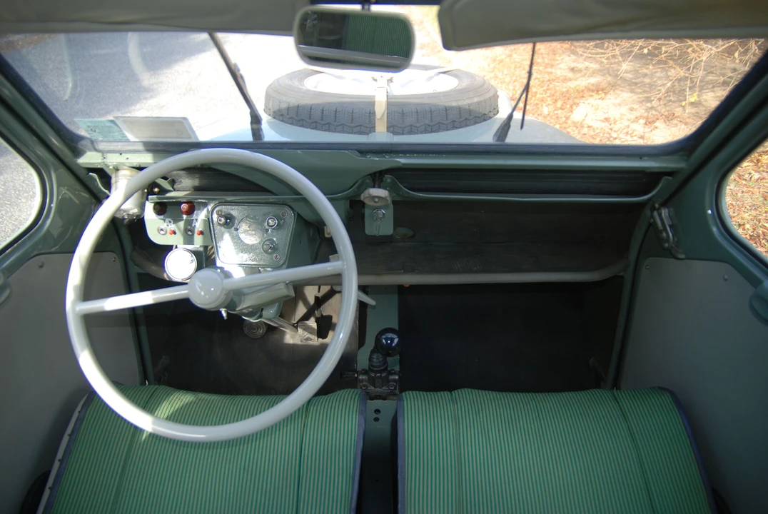 1962 Citroen 2CV Sahara - Image 9 of 11