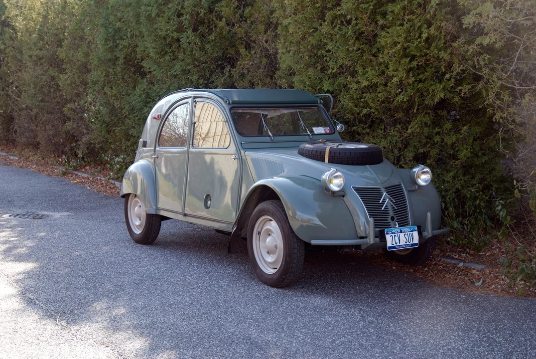 1962 Citroen 2CV Sahara - Image 11 of 11