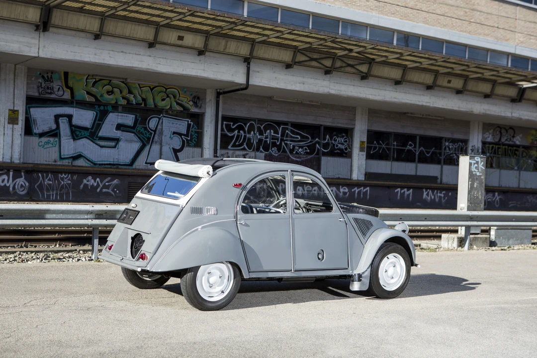 1962 Citroen 2CV Sahara - Image 5 of 31