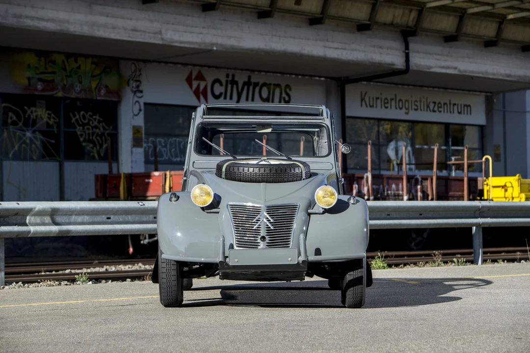 1962 Citroen 2CV Sahara - Image 6 of 31