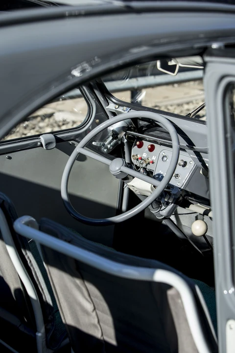 1962 Citroen 2CV Sahara - Image 13 of 31