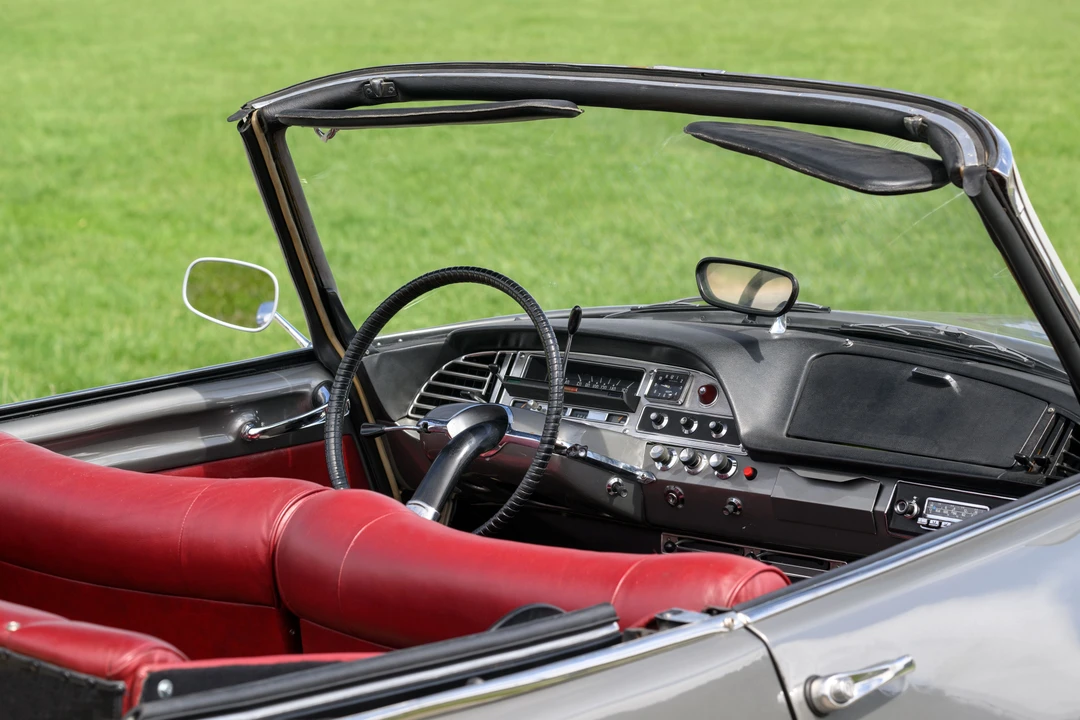 1962 Citroen DS19 - Image 11 of 31