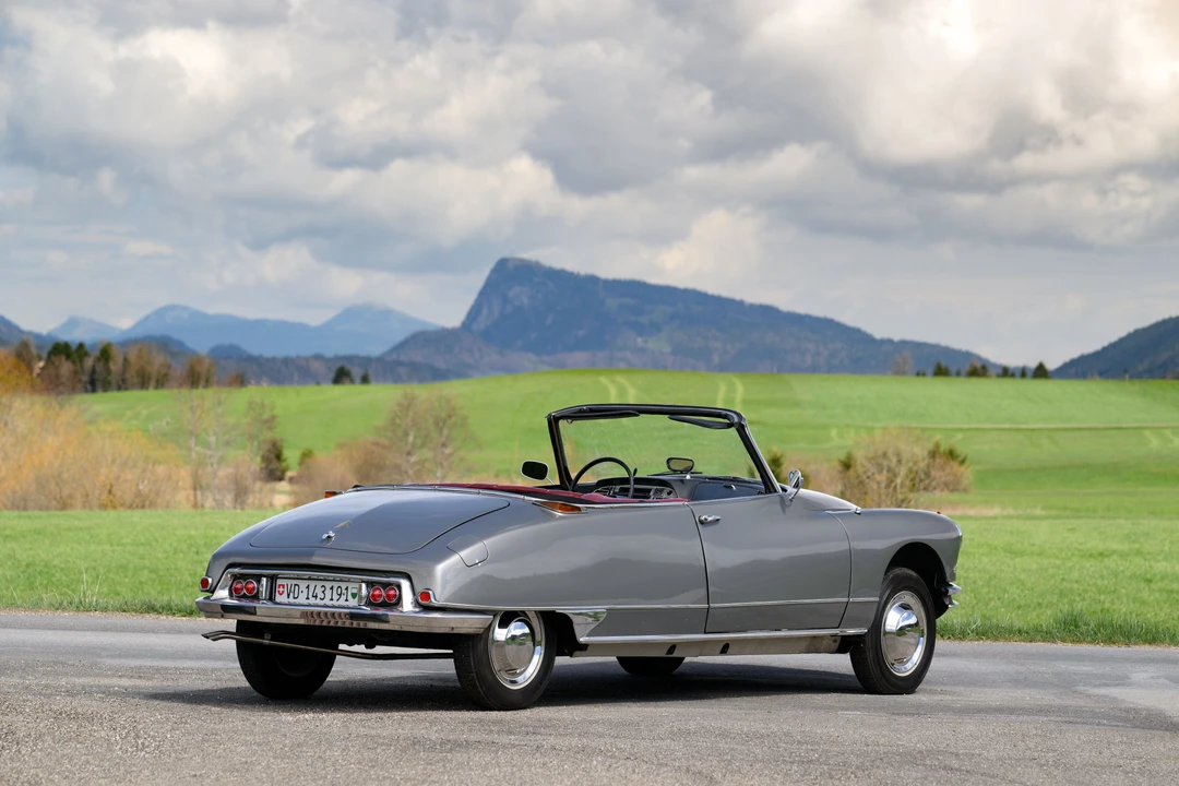 1962 Citroen DS19 - Image 15 of 31