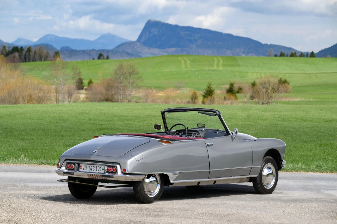 1962 Citroen DS19 - Image 14 of 31