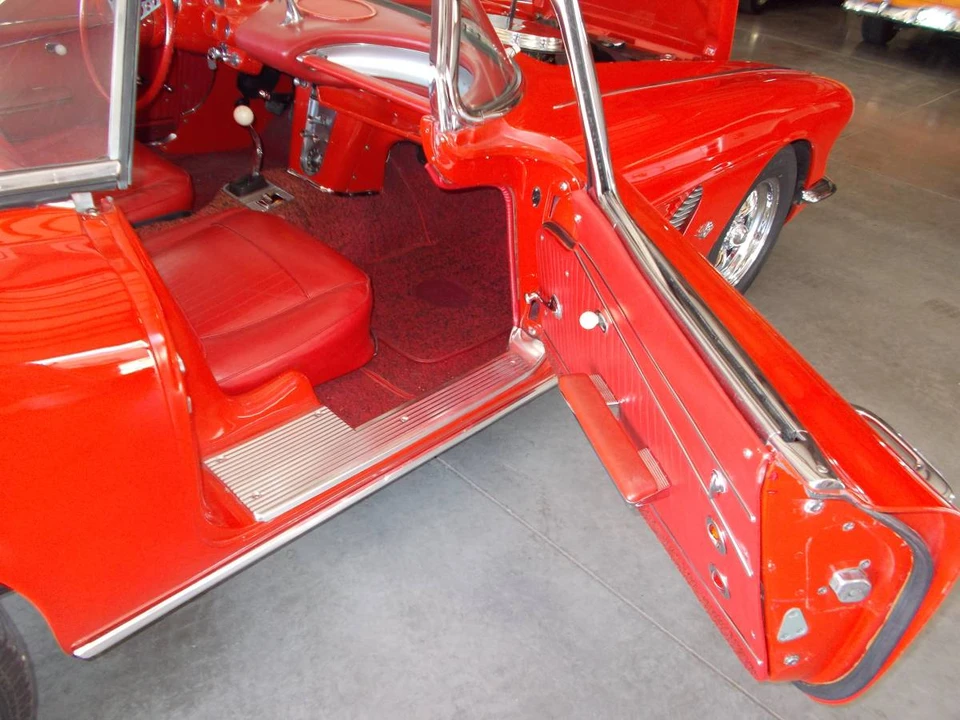 1962 Chevrolet Corvette C1 - Image 11 of 13