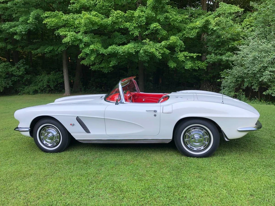 1962 Chevrolet Corvette C1 - Image 2 of 24