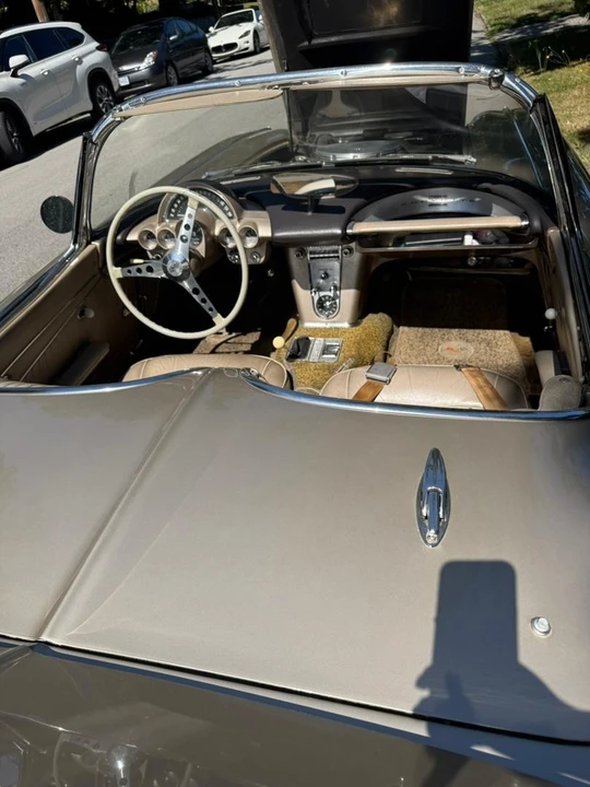1962 Chevrolet Corvette C1 - Image 19 of 24