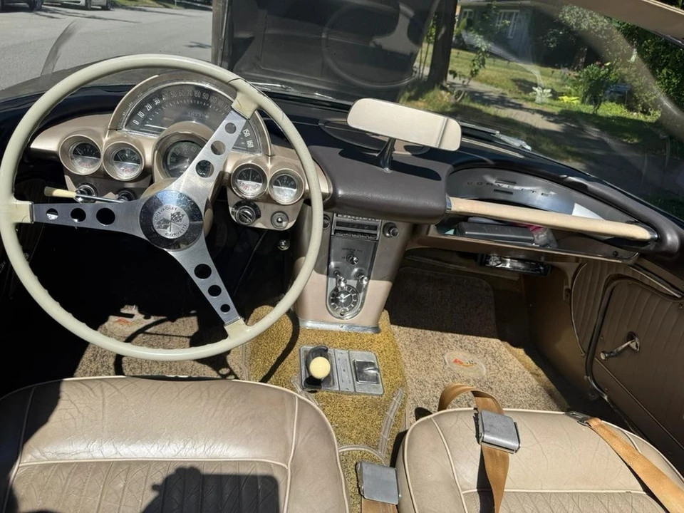 1962 Chevrolet Corvette C1 - Image 6 of 24