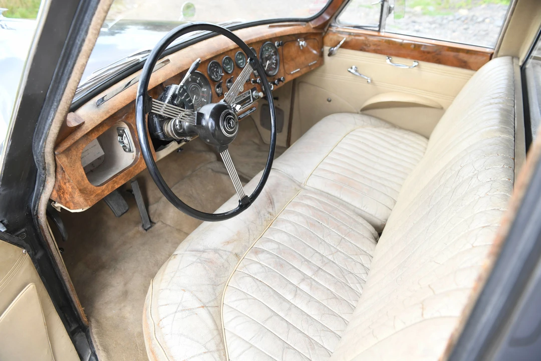 1962 Daimler - Image 25 of 31