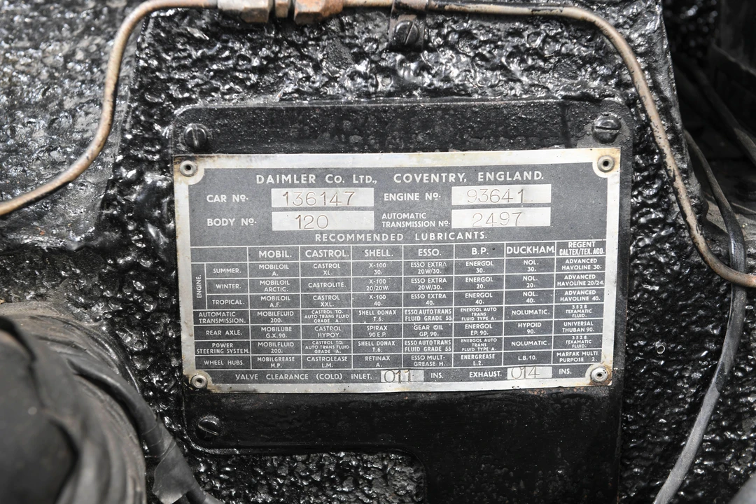 1962 Daimler - Image 9 of 31