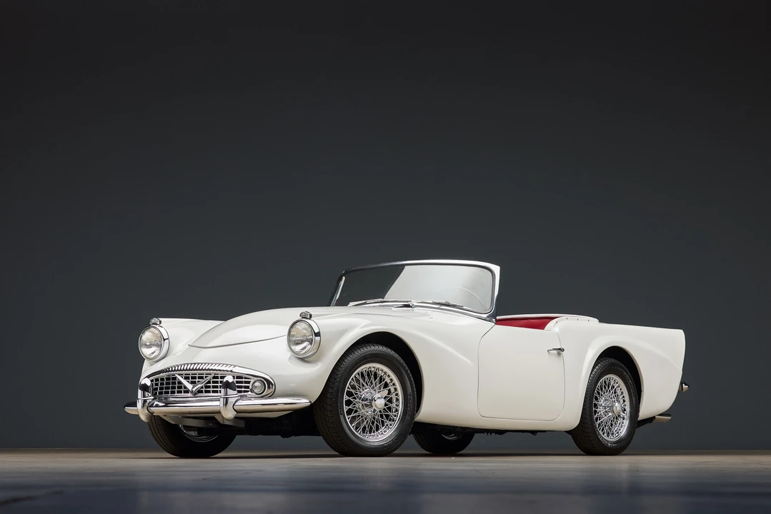 1962 Daimler SP250 - Image 2 of 31