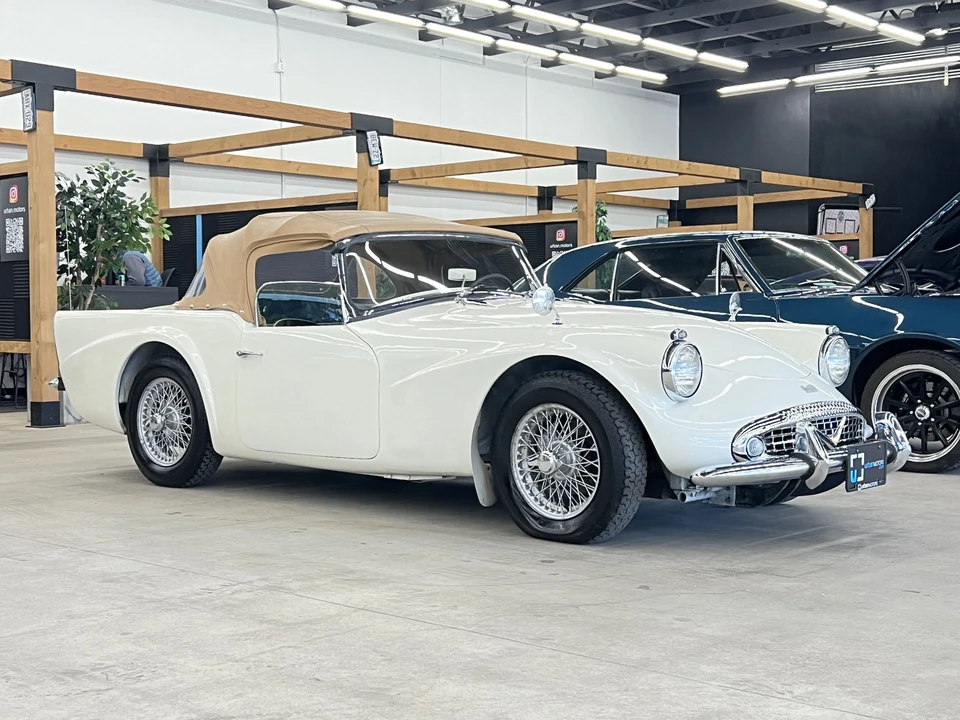 1962 Daimler SP250 - Image 2 of 31