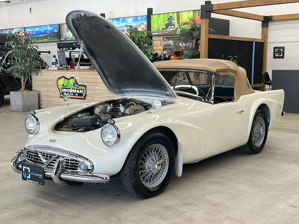 1962 Daimler SP250 - Image 11 of 31