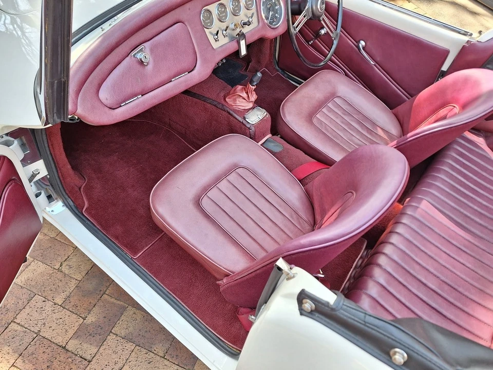1962 Daimler SP250 - Image 20 of 30