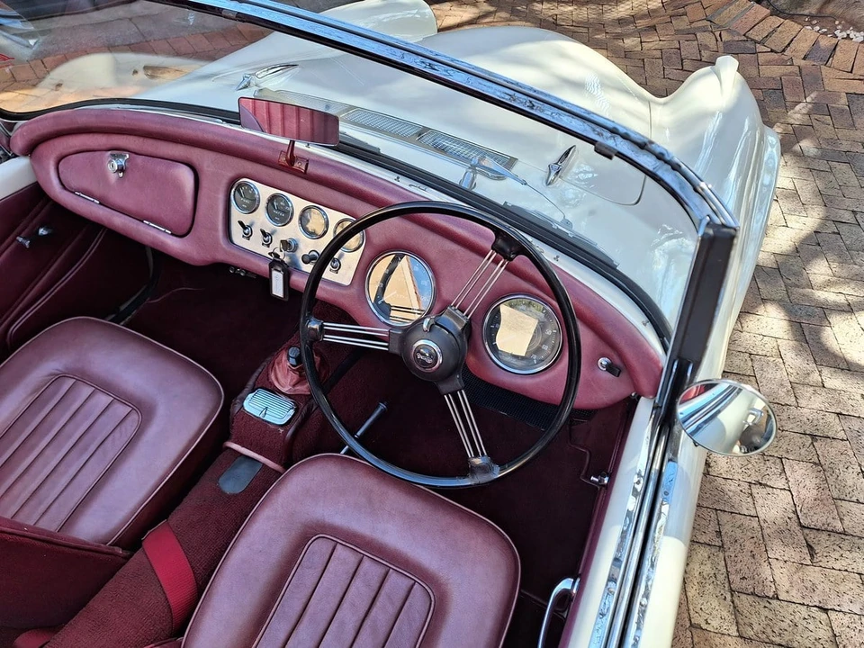 1962 Daimler SP250 - Image 17 of 30