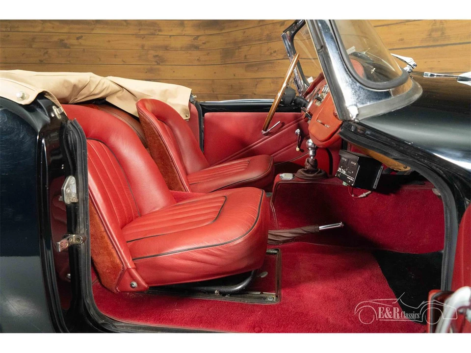 1962 Daimler SP250 - Image 16 of 19