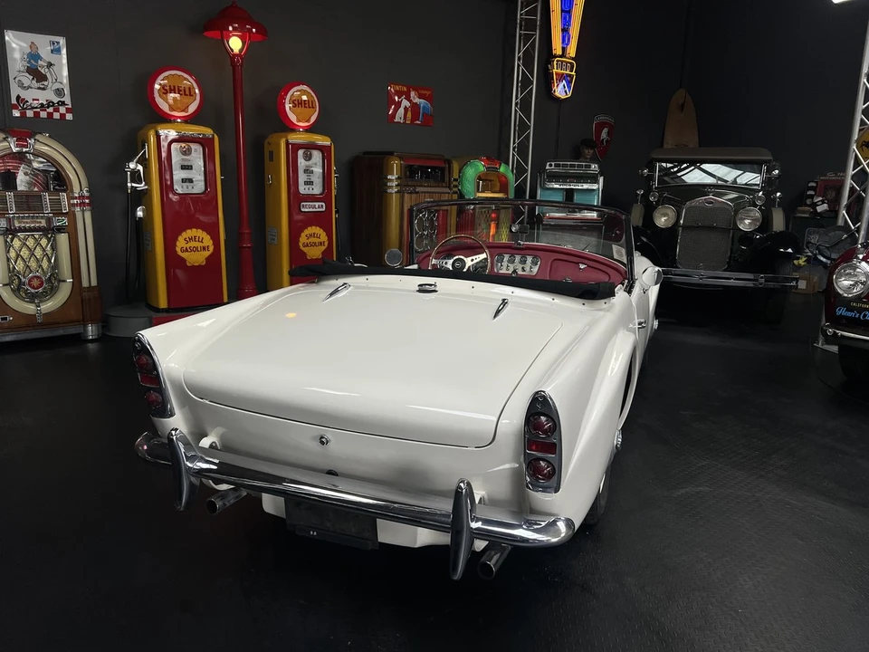 1962 Daimler SP250 - Image 8 of 30