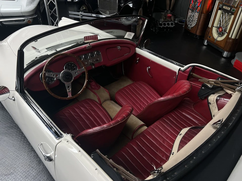 1962 Daimler SP250 - Image 18 of 30