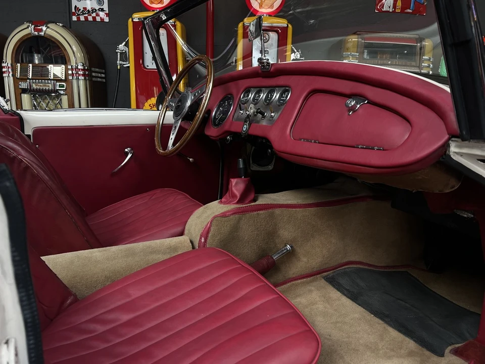 1962 Daimler SP250 - Image 24 of 30