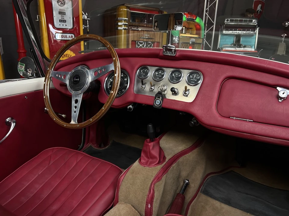 1962 Daimler SP250 - Image 21 of 30