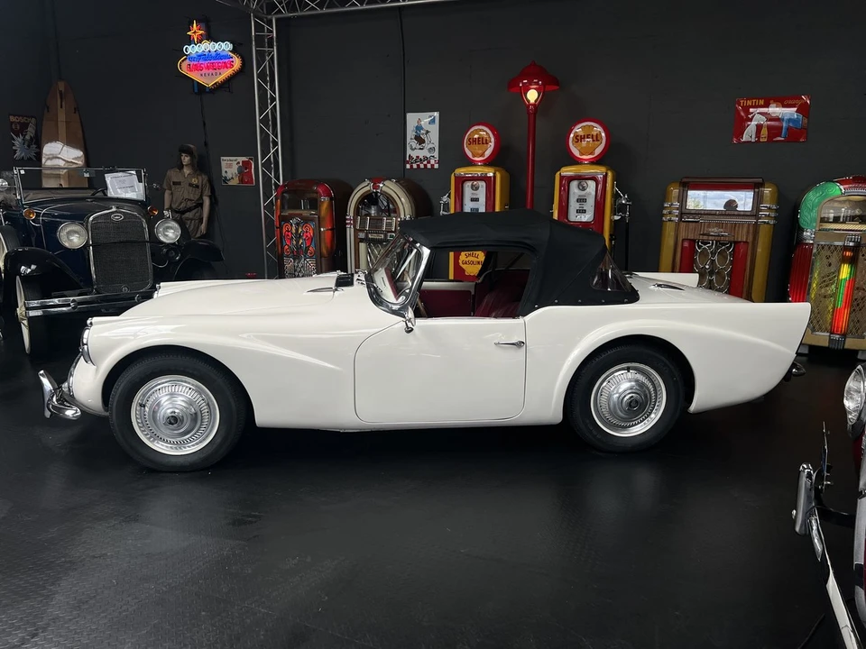 1962 Daimler SP250 - Image 13 of 30