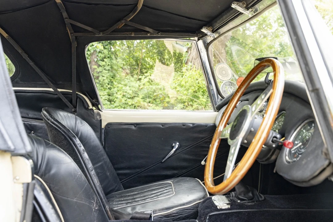 1962 Daimler SP250 - Image 24 of 30