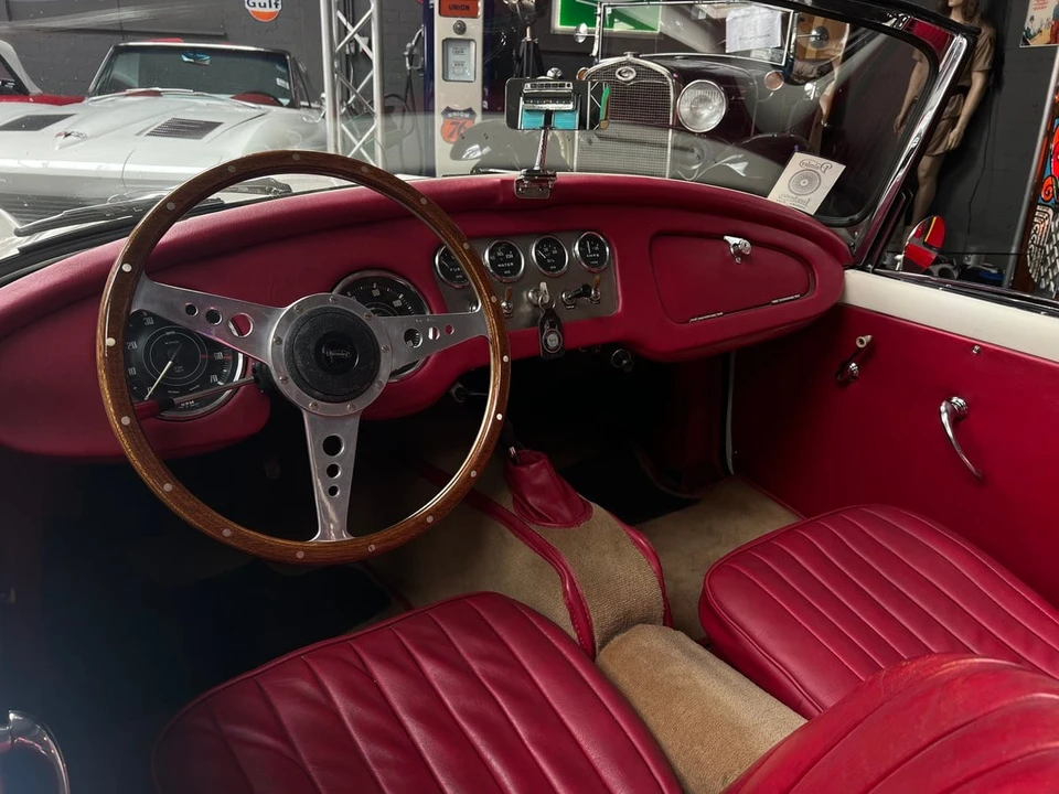 1962 Daimler SP250 - Image 19 of 30