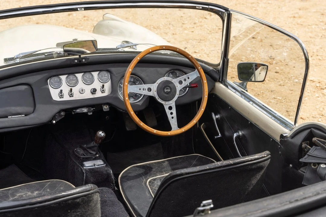 1962 Daimler SP250 - Image 19 of 30