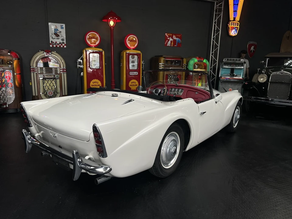 1962 Daimler SP250 - Image 6 of 30