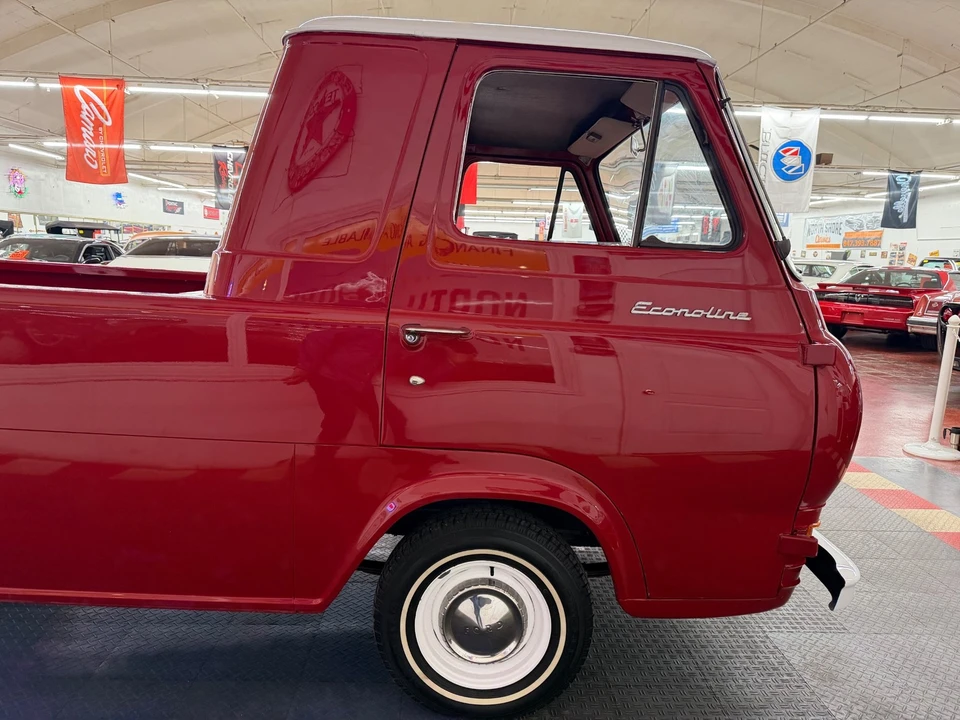 1962 Ford Econoline Van - Image 25 of 31